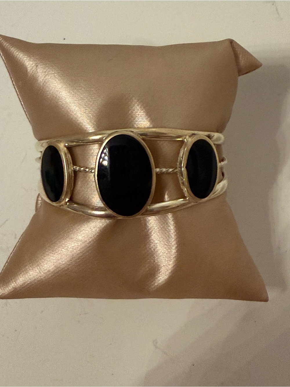 MEXICO BRACELET CUFF STERLING SILVER 3 FLUSH SET BLACK ONYX OVALS 15.7g